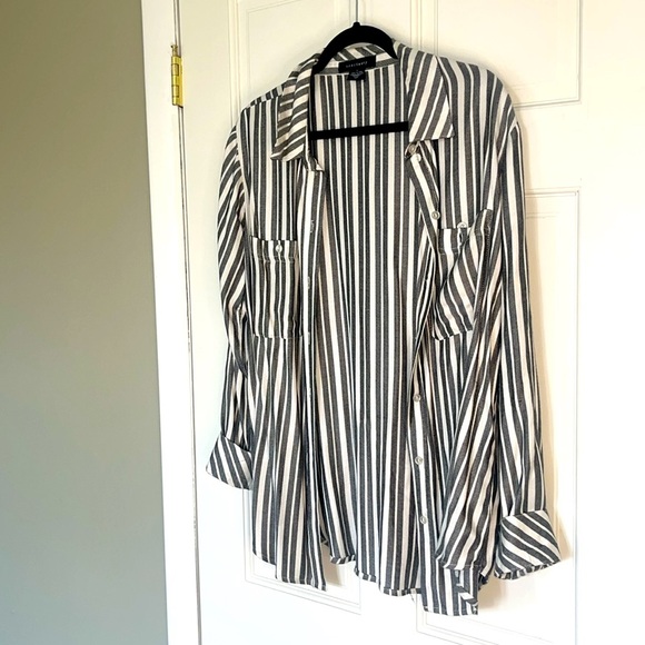 Sanctuary Womens Tomboy Shirt Gray Striped - Picture 3 of 7